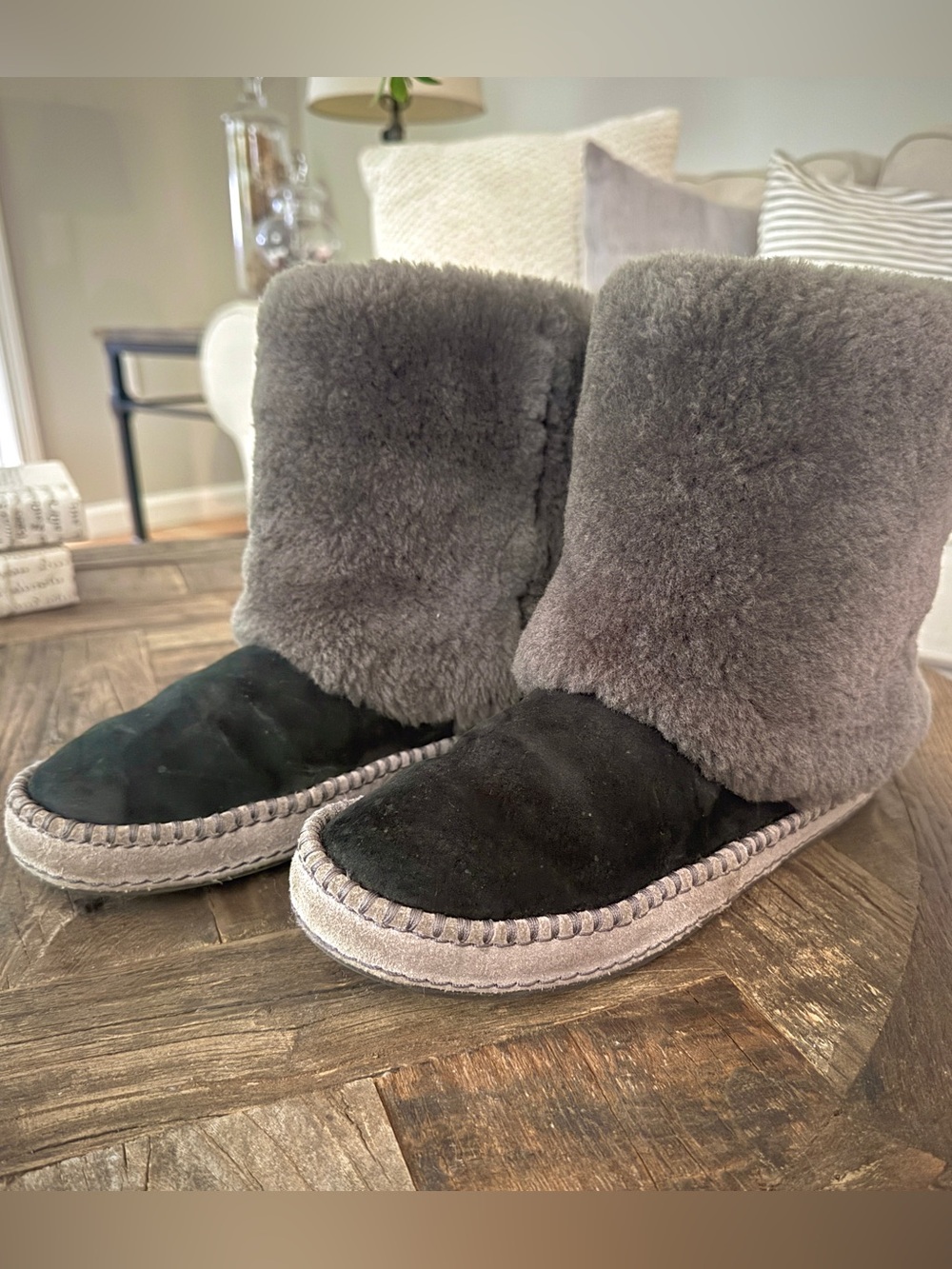 UGG Australia Kestrel Sheepskin Boots Charcoal Grey - Women’s Size 8